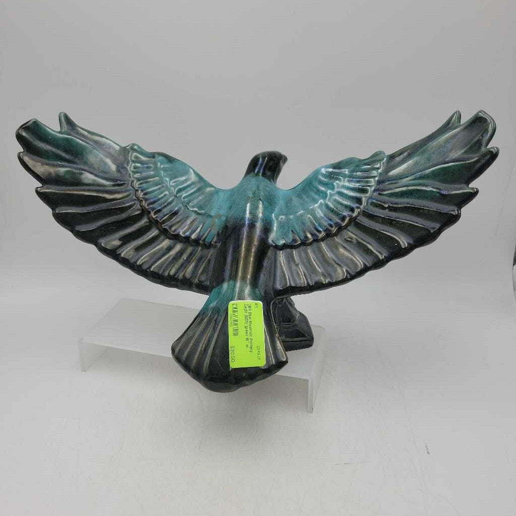 Blue Mountain Pottery Eagle (DER)