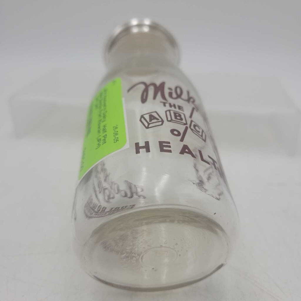 Hoover's Dairy Half Pint Milk Bottle Port Rowan (JFH)