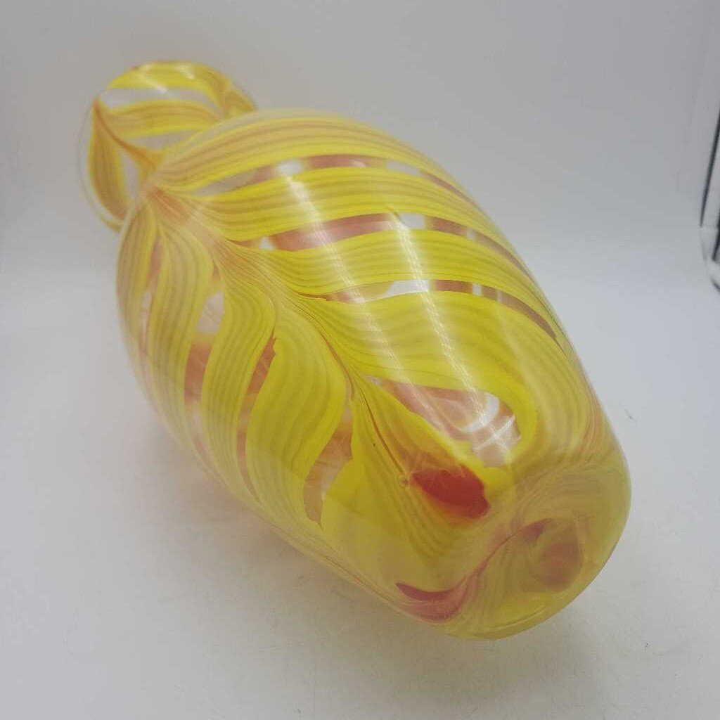 Art Glass vase (DEB)