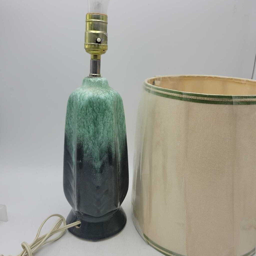 Pottery Lamp (DEB)