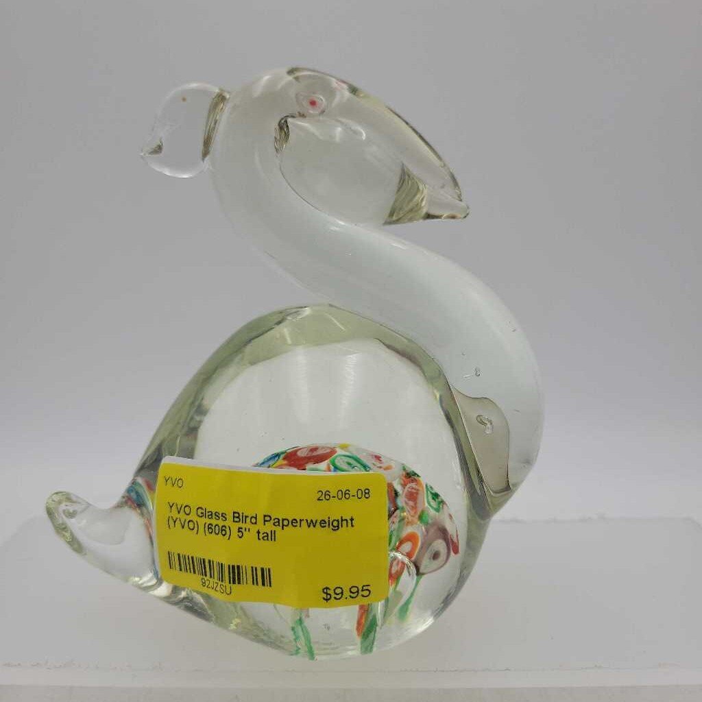 Glass Bird Paperweight (YVO) (606)