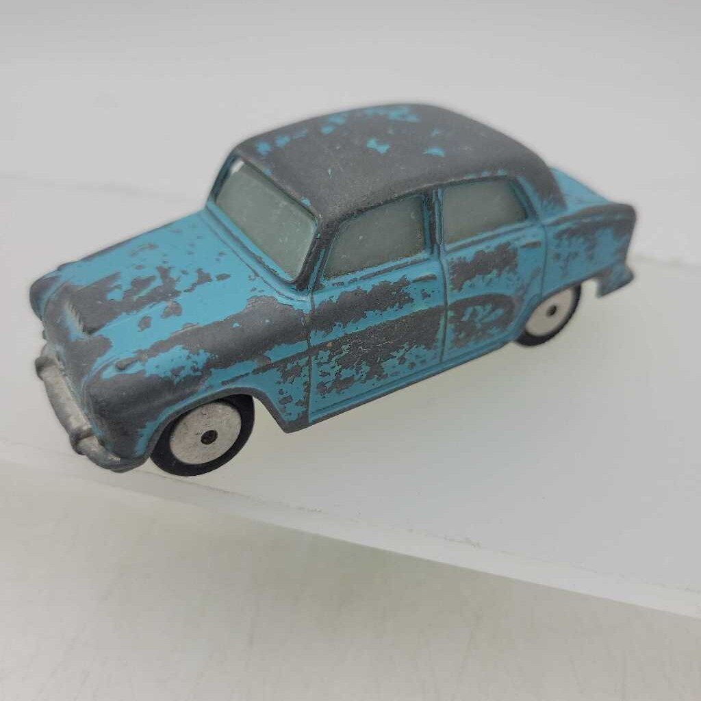 Corgi Austin Cambridge Car (JAS)
