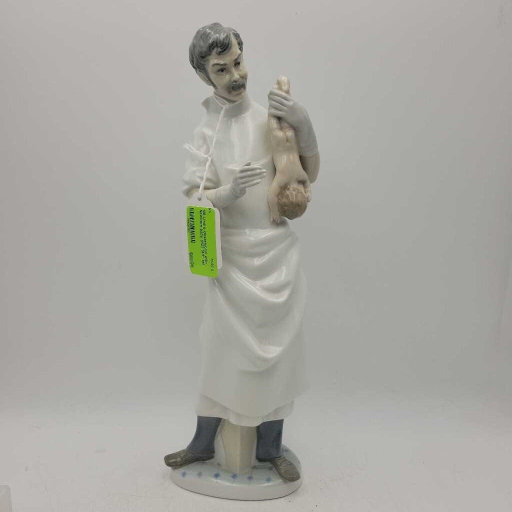 Lladro Obstetrician with Newborn baby (NS)