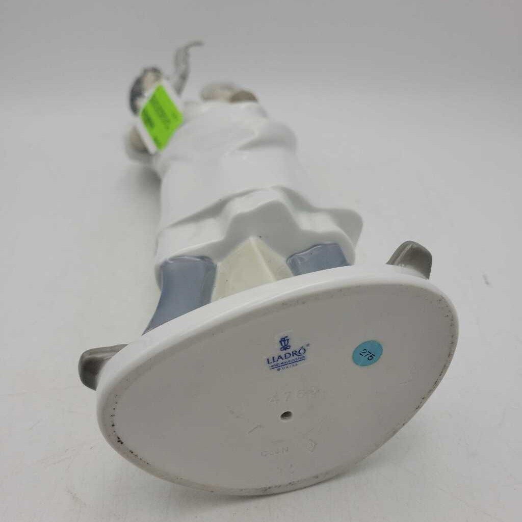 Lladro Obstetrician with Newborn baby (NS)
