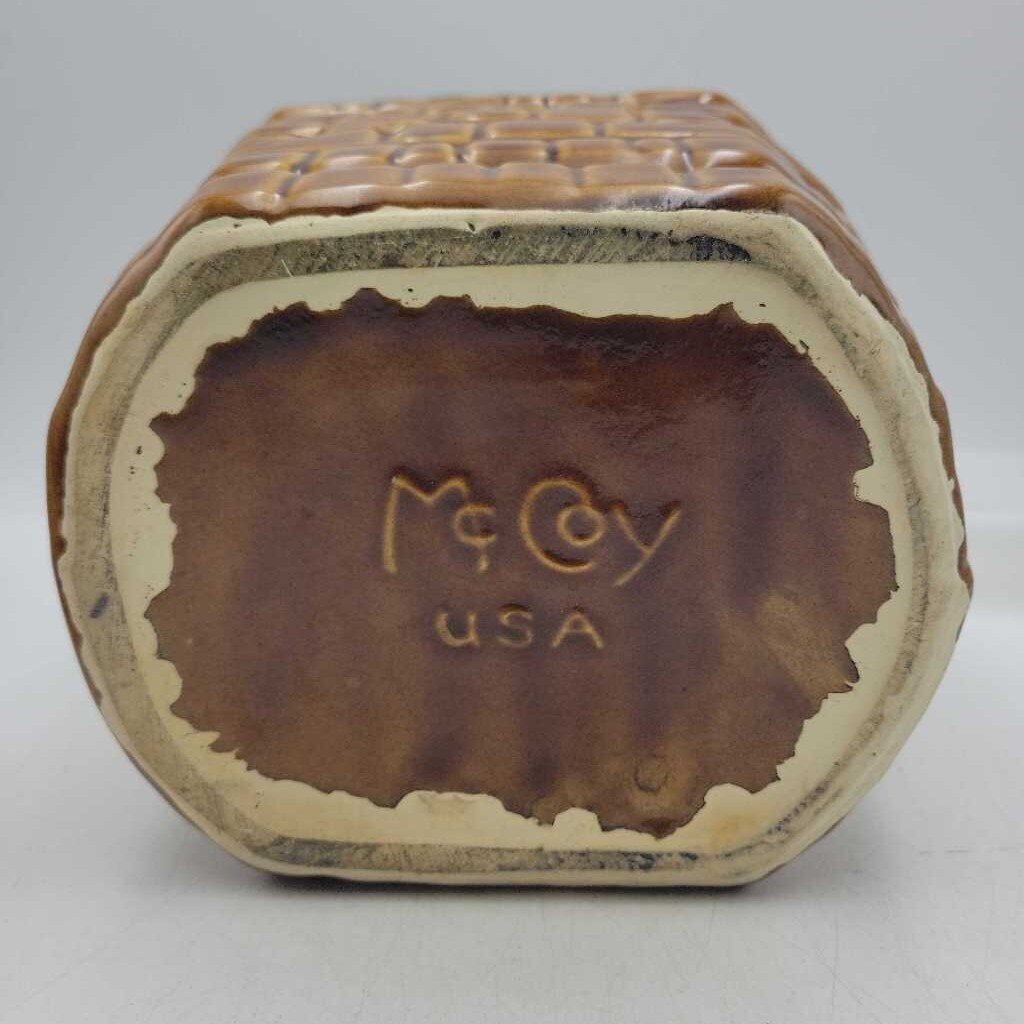 McCoy Pottery Wishing Well Cookie Jar (JL)