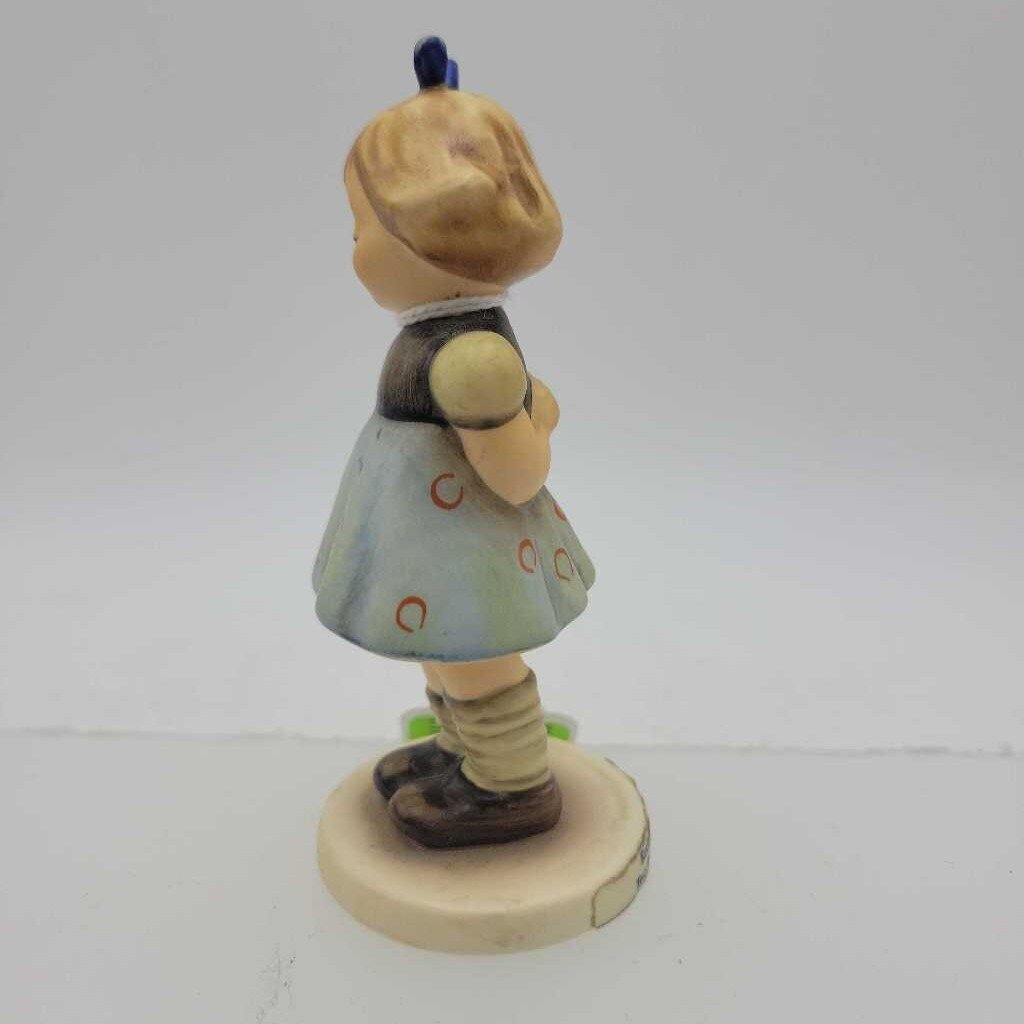 Hummel Girl Figurine "Two Hands One treat" (DEB)