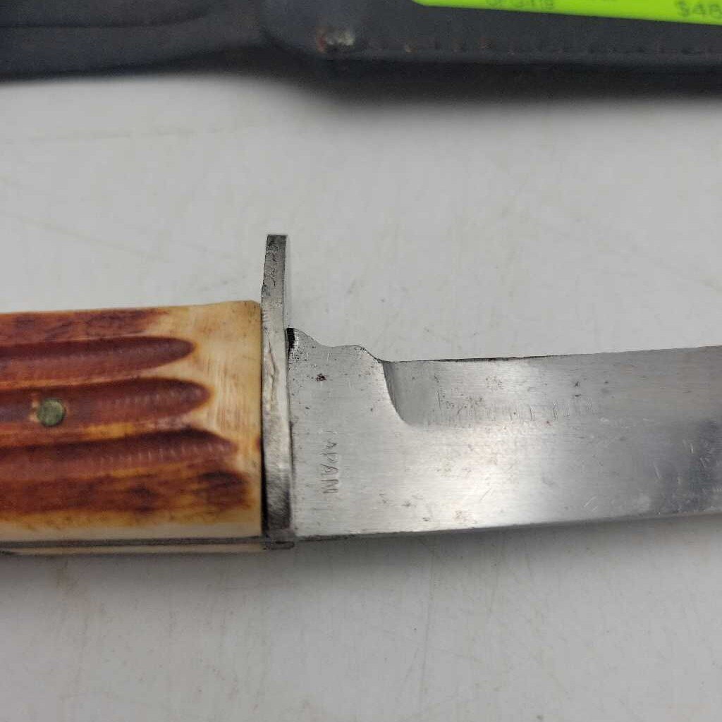 Pocket Knife with pouch (DR)