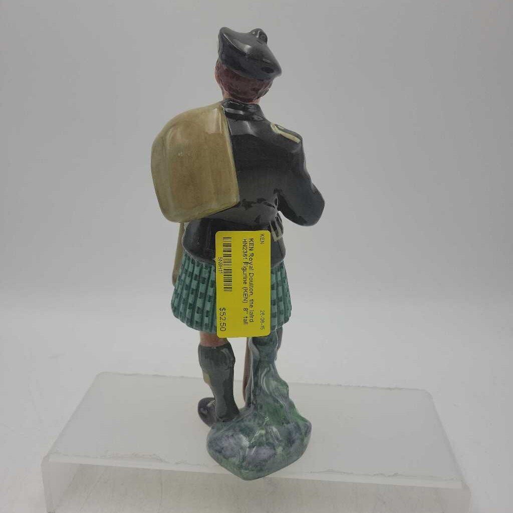 Royal Doulton, the laird HN2361 Figurine (KEN)
