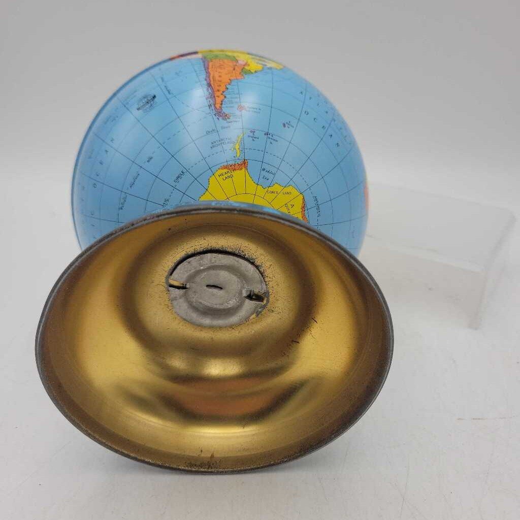 Vintage Tin world Globe coin bank (DEB)