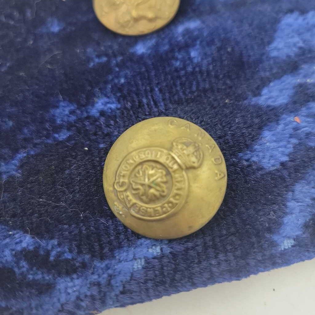 Canadian Plus Military Button on Card (JAS)