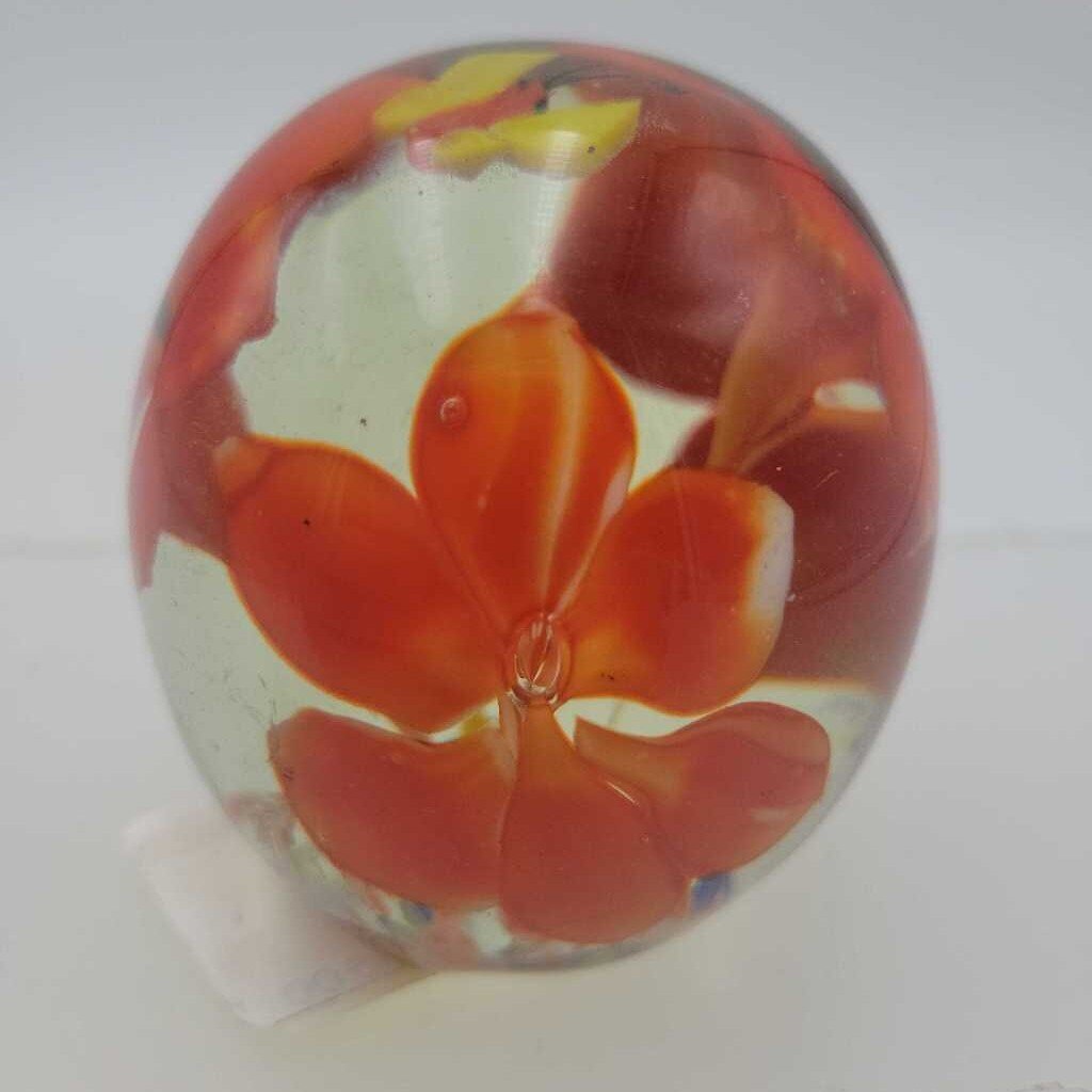 Floral Paper Weight (GEC)