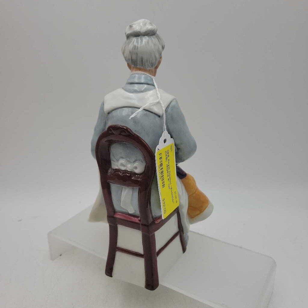 Royal Doulton "Eventide" (DEB) HN2814