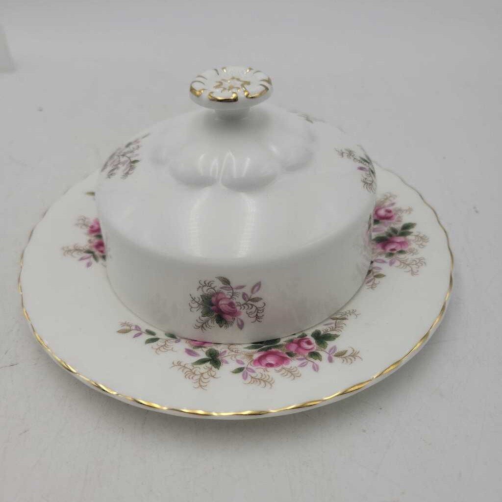 Lavender rose butter dish and cover Royal Albert (KEN)