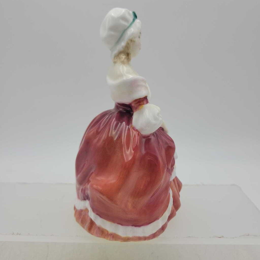 Royal Doulton Peggy 1948 HN2038 (KEN)