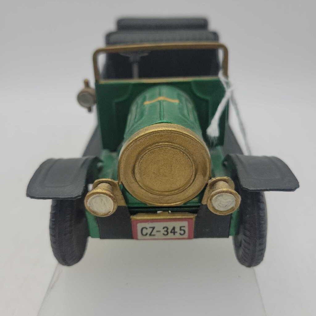 Vintage 1950's / 60's Tin Car Bandia Japan fiction (JAS)