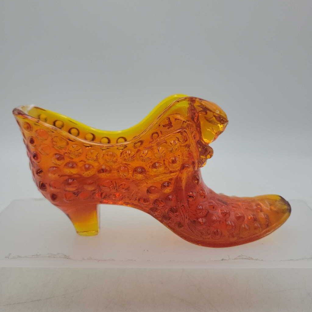 Fenton Glass Shoe (DEB)