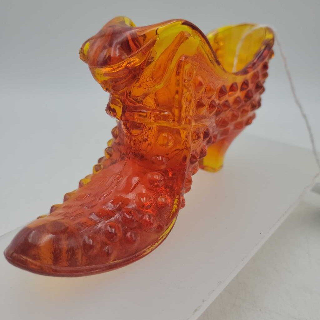 Fenton Glass Shoe (DEB)