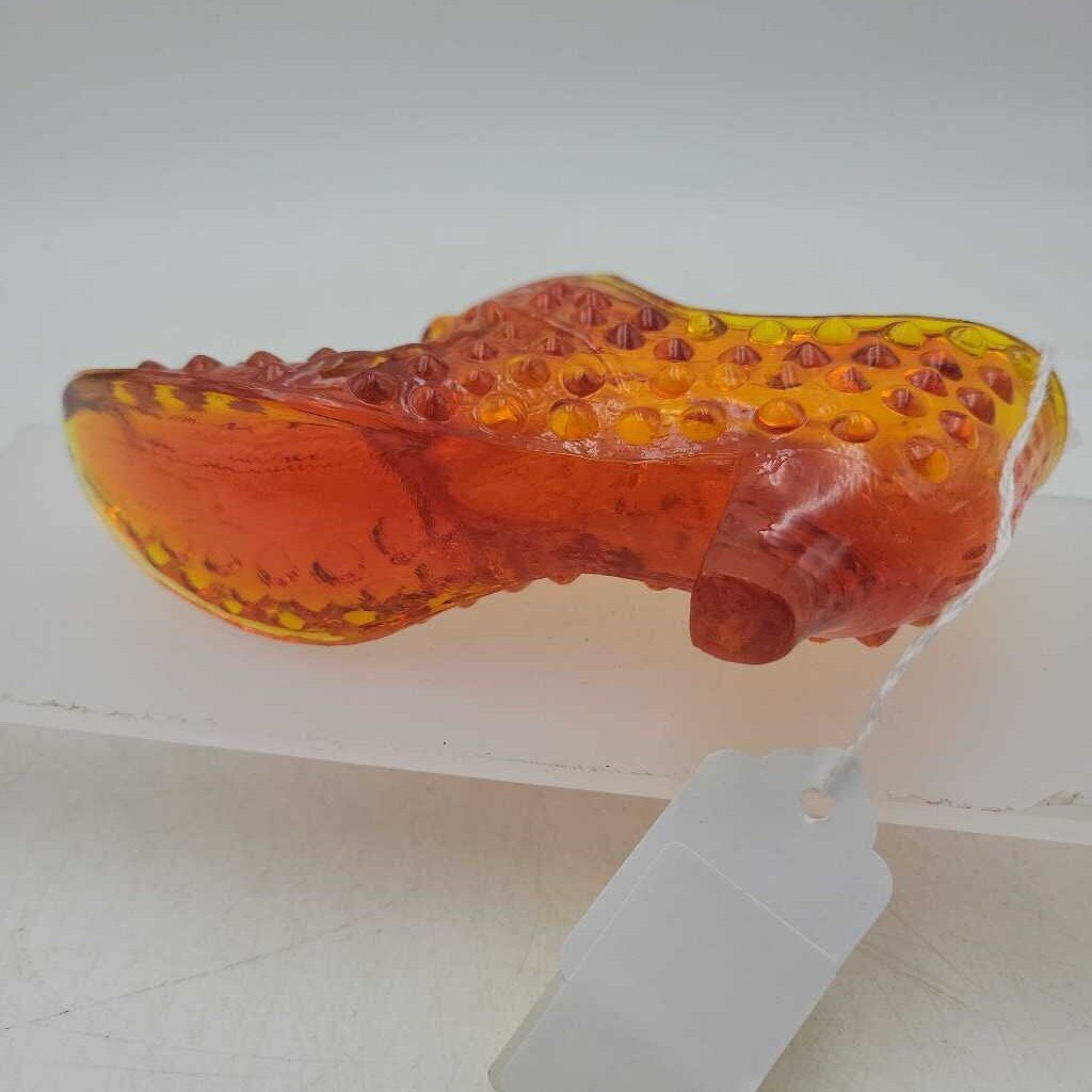 Fenton Glass Shoe (DEB)