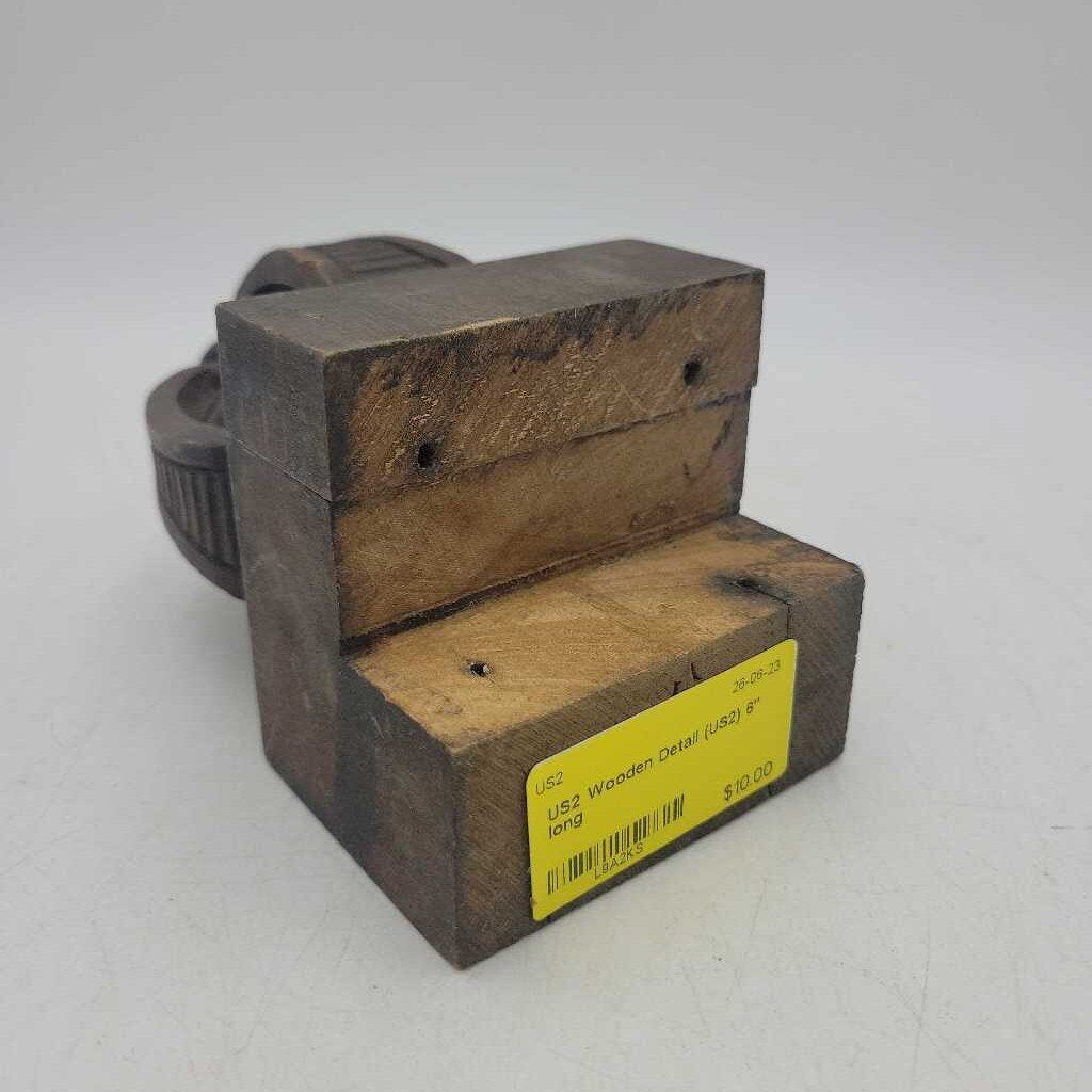 Wooden Detail (US2)