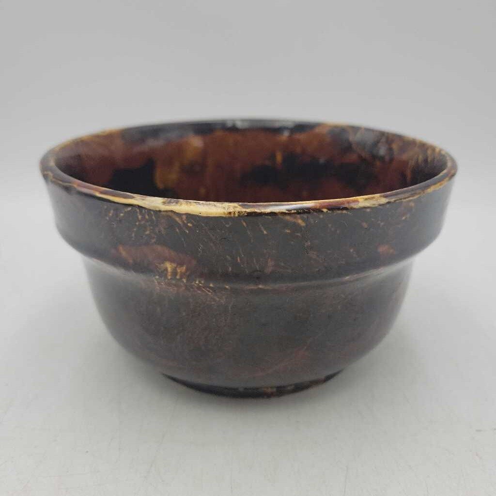 Bennington Style Pottery Bowl (JAS)