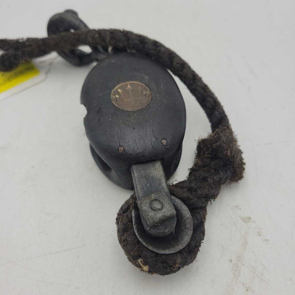 Merriman Brothers Yatch Pulley Block (GEC)