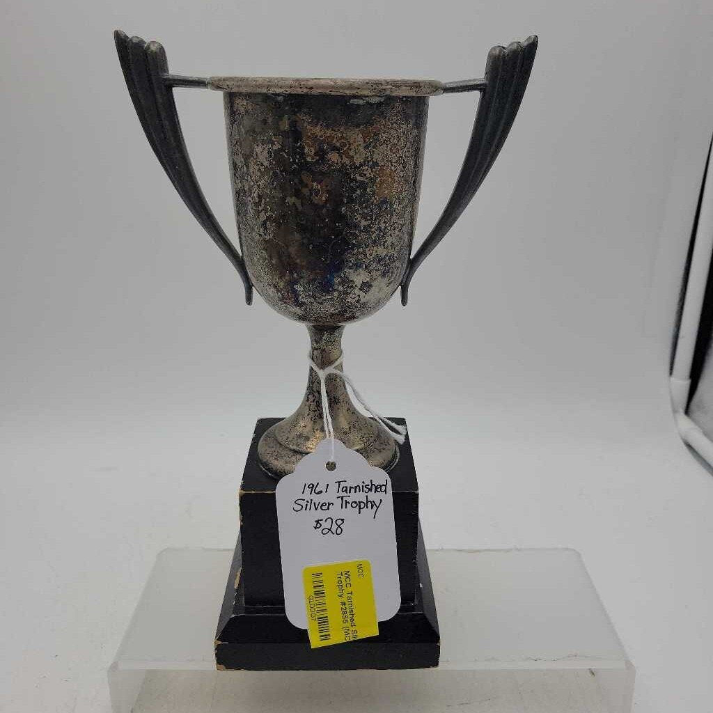 Tarnished Silver 1961 Trophy #2855 (MCC)