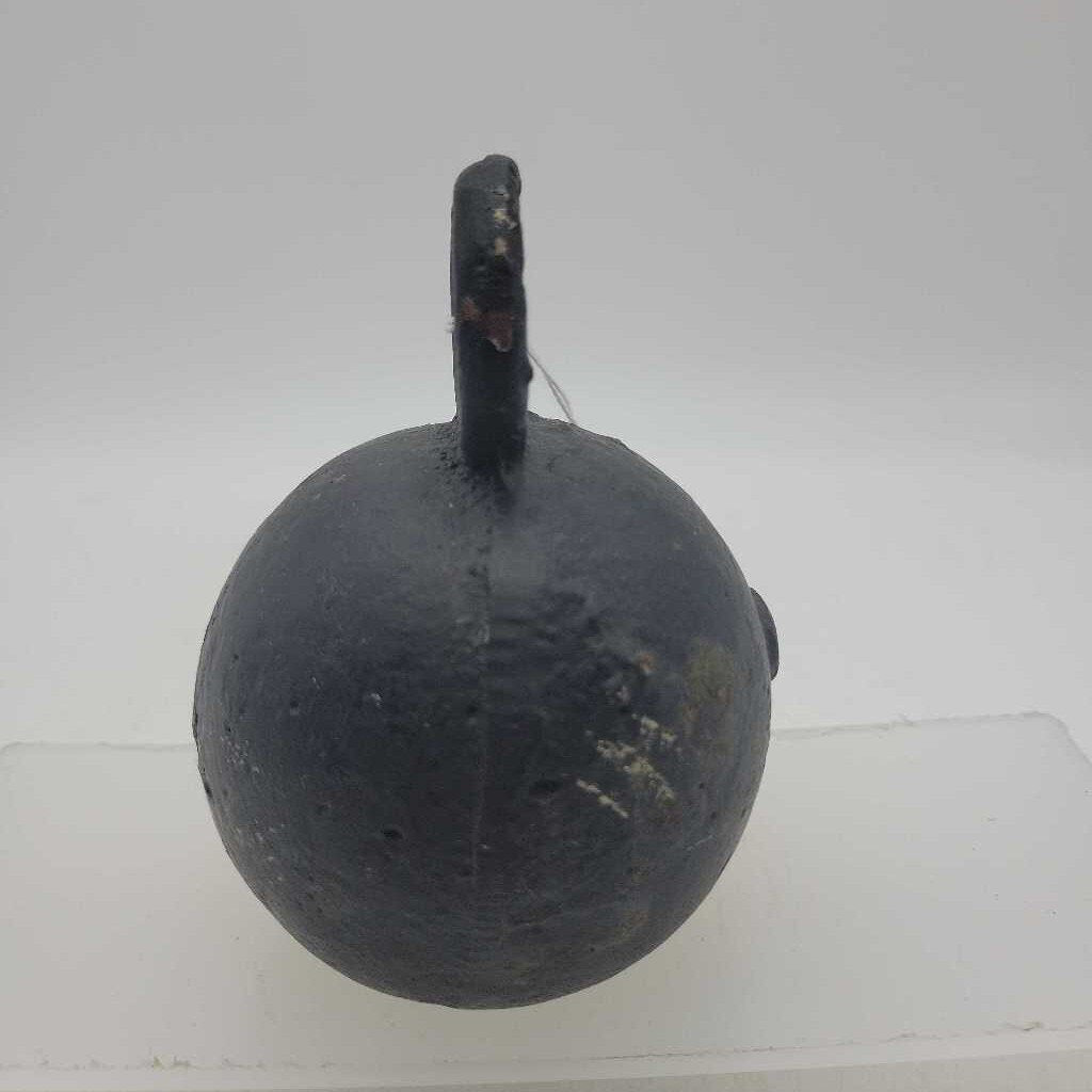 Cannon ball 2 lb weight (DMG) 1291