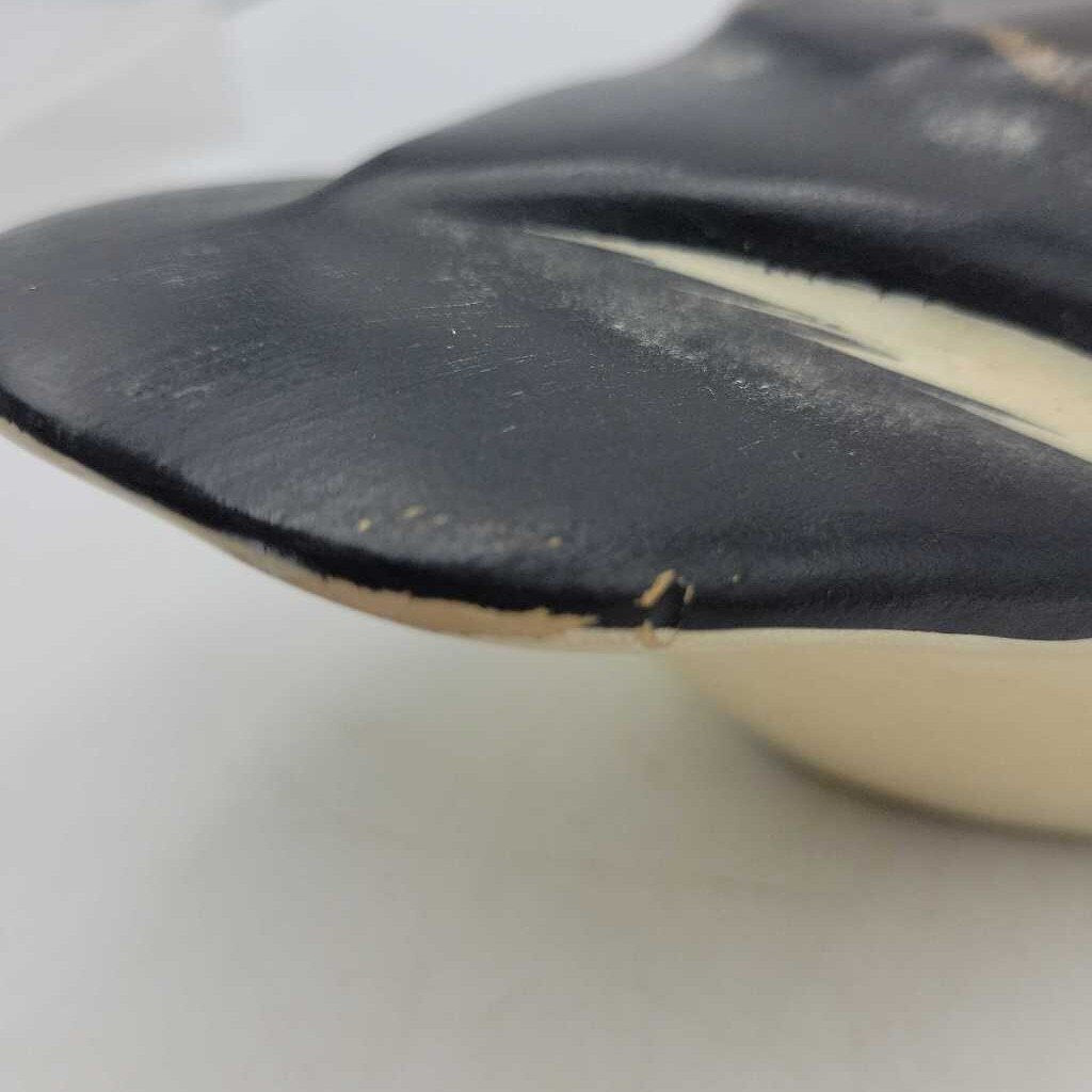Canada Goose - Hand Carved by Master Carver Roger Desjardin (JG44)