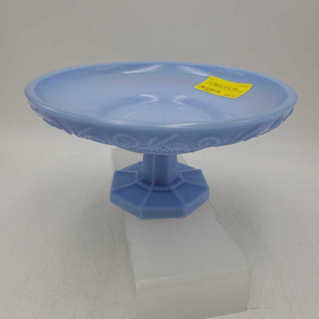 Delphite pastry dish (YVO) 606