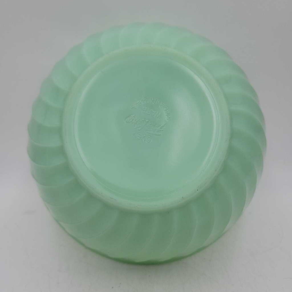 Jadeite Bowl Fire King Swirl (KAR)