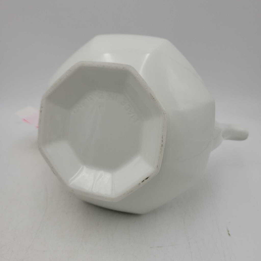 Made in England Chna Tea Pot (KAR)