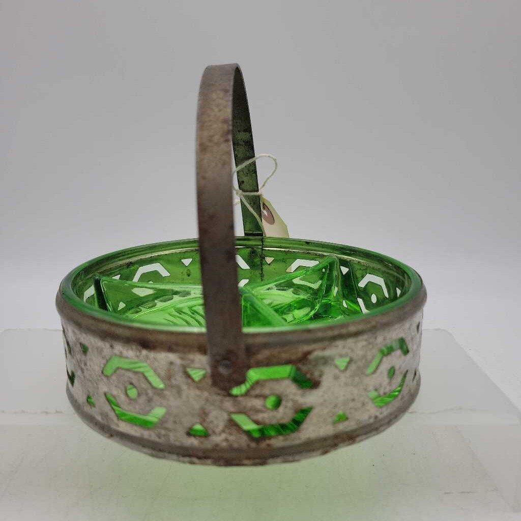 uranium glass server with metal holder (YVO) 606