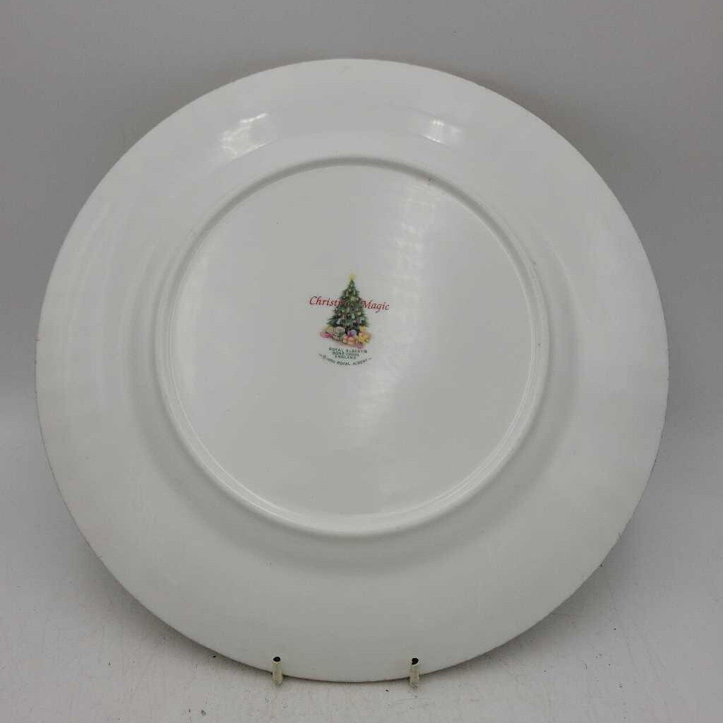 Royal albert "Christmas magic" Plate (YVO) 606