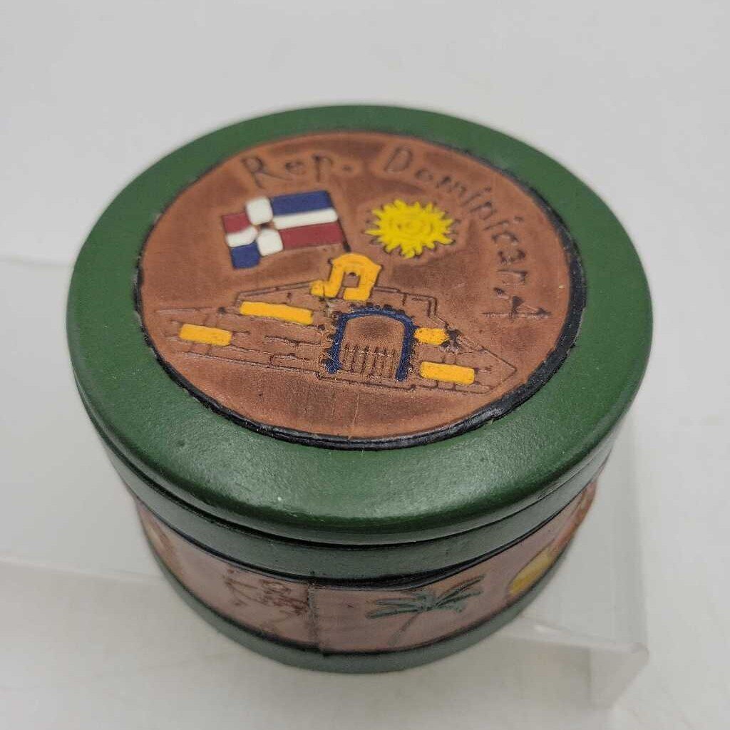 Dominican Rep coaster set 6 and holder (JAS)
