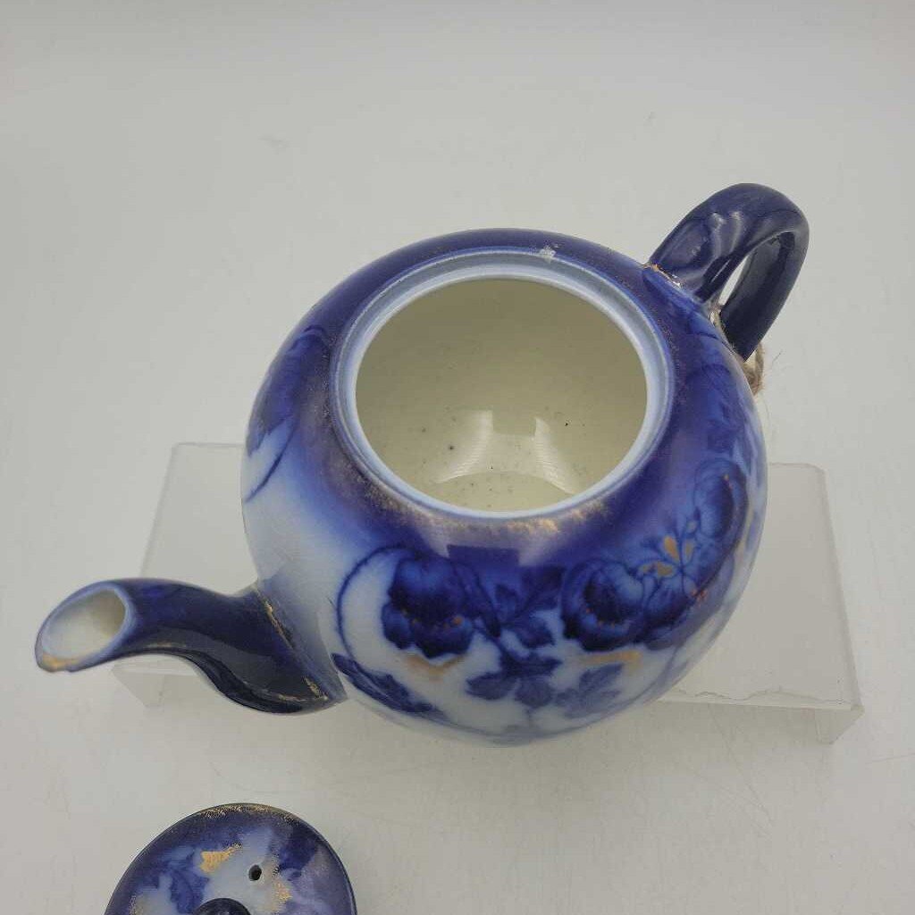 26-012 - Vintage Burleigh ware Blue & White Teapot (JM)