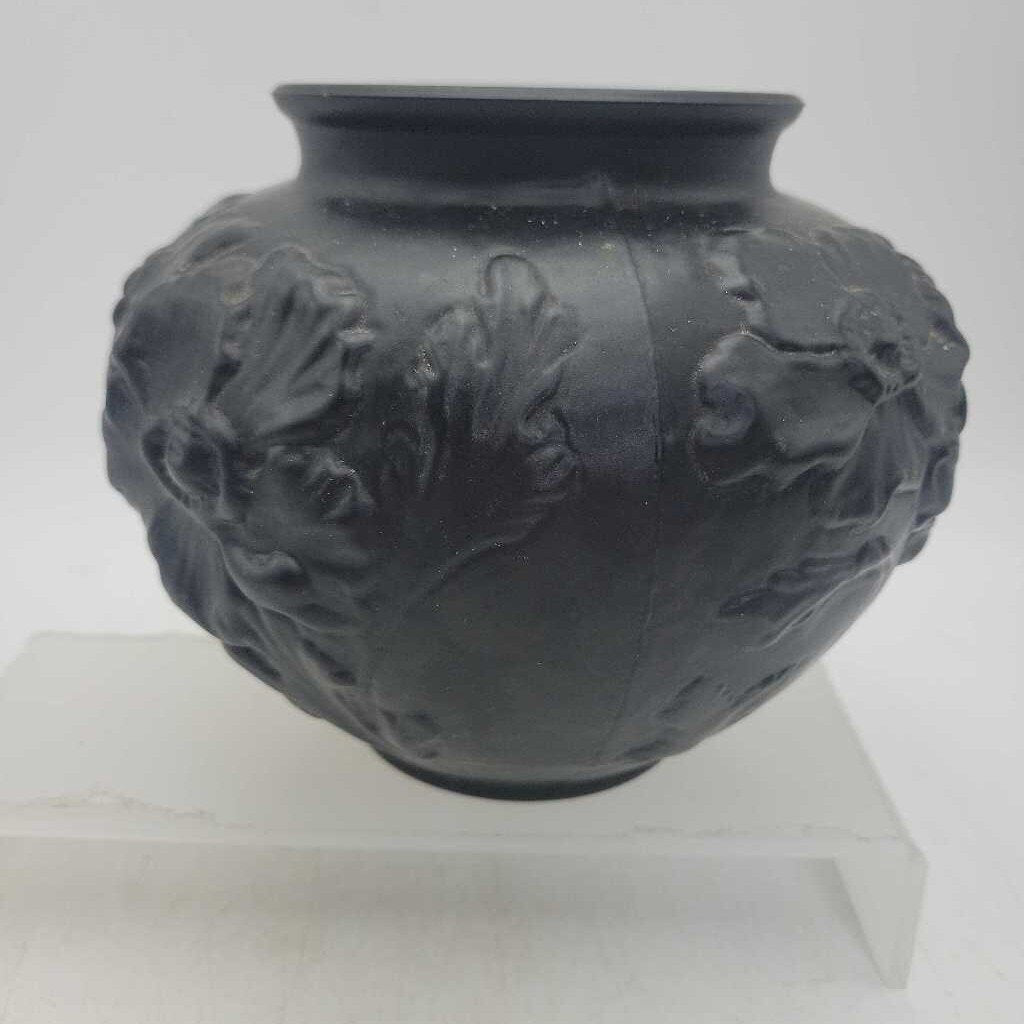 26-116 - Art Nouveau Tiffin Black Satin Glass Vase (JM)