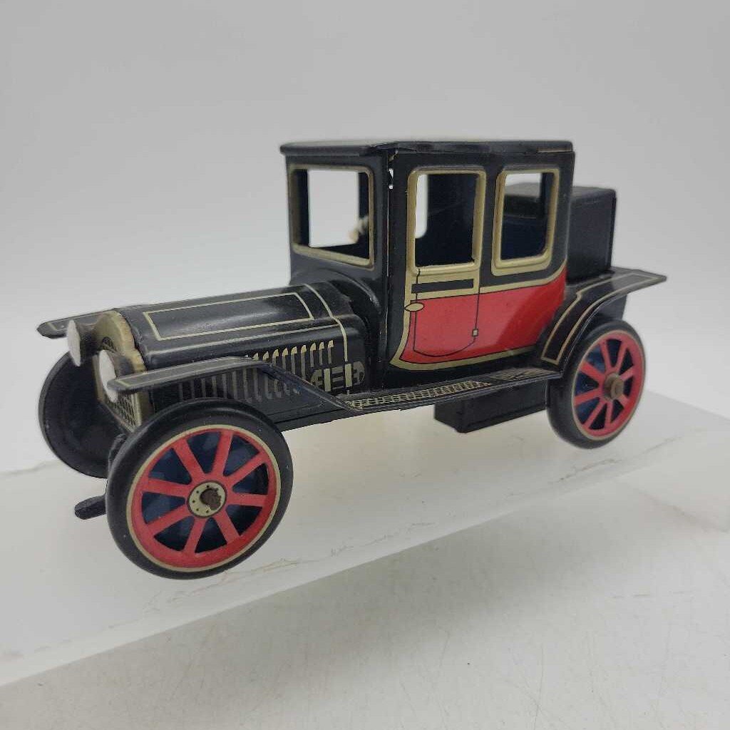 Vintage 1950's / 60's Tin Car Japan (JAS)