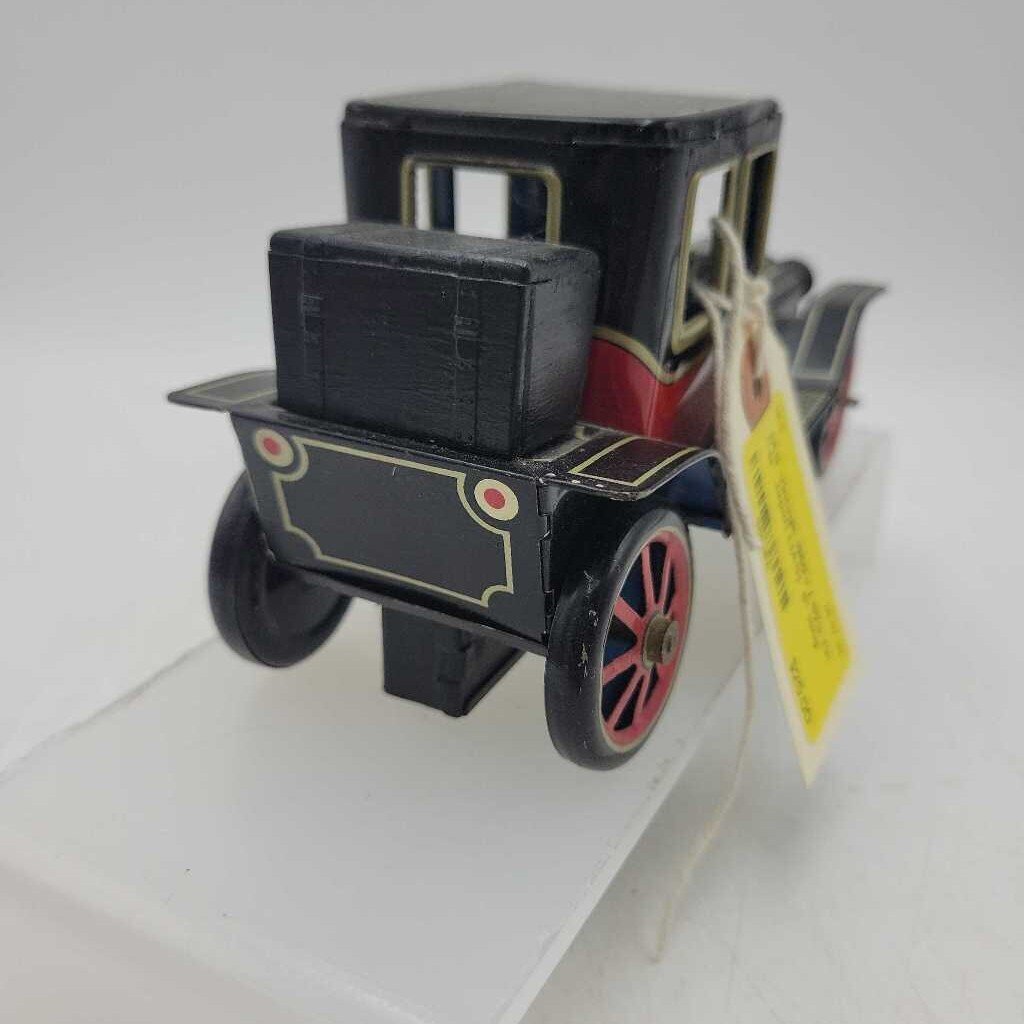 Vintage 1950's / 60's Tin Car Japan (JAS)
