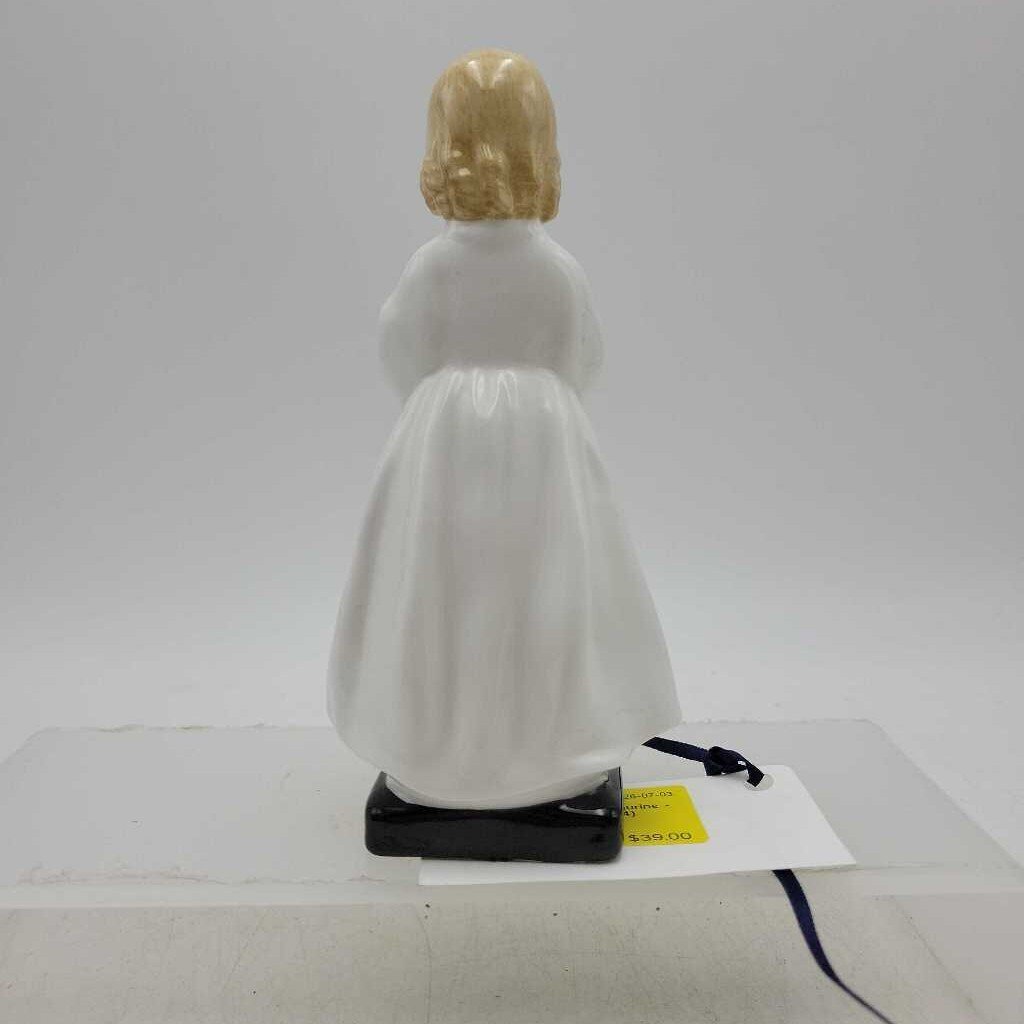 Royal Doulton Figurine - "Bedtime" HN1978 (JG44)