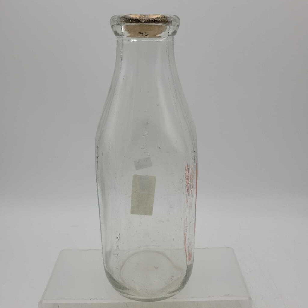 Hillcrest Dairy Milk Bottle QT Hamilton (JEF)