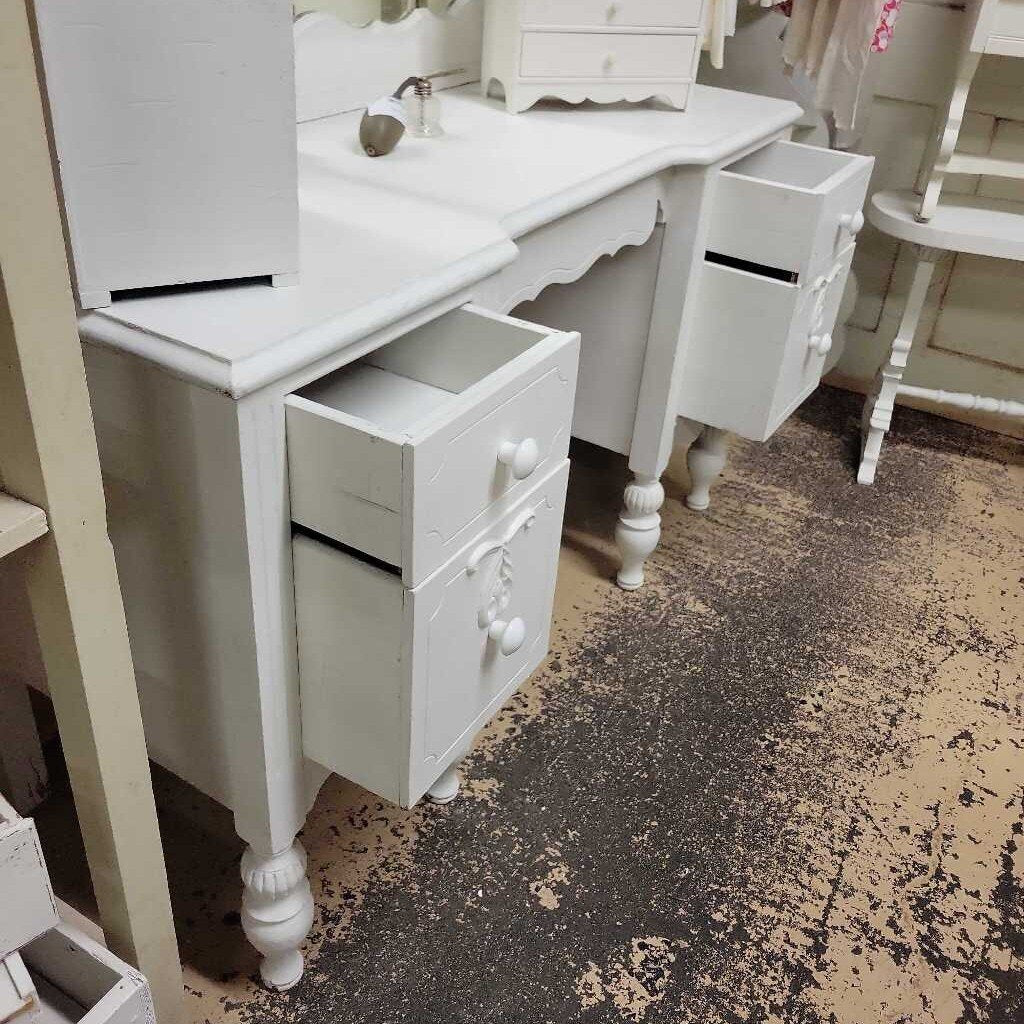Painted Vintage Vanity (RB)