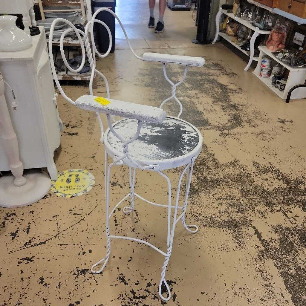 Metal Stool chair (RB)