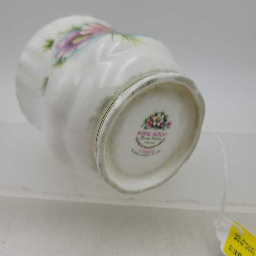 Royal Albert October Mug #319 (NS)