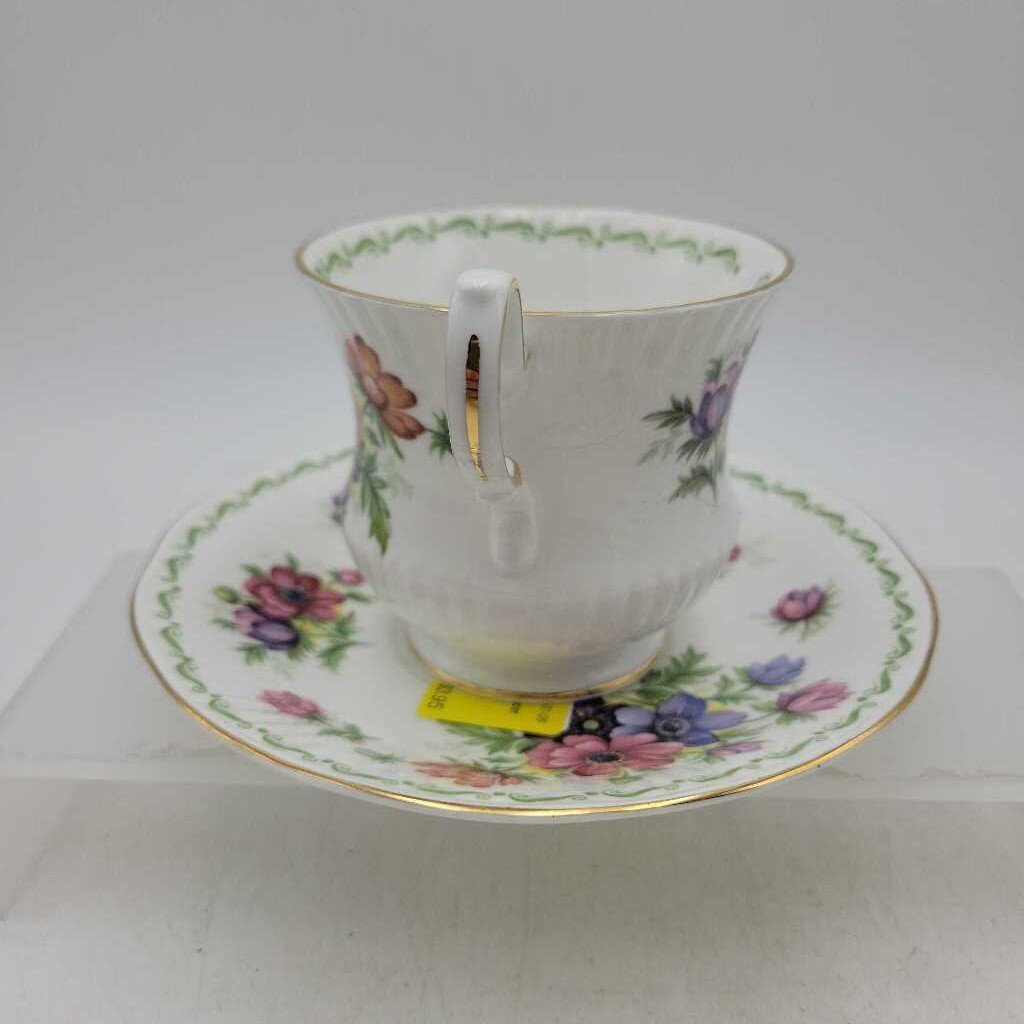 July Anemone Cup/Saucer #319 (NS)