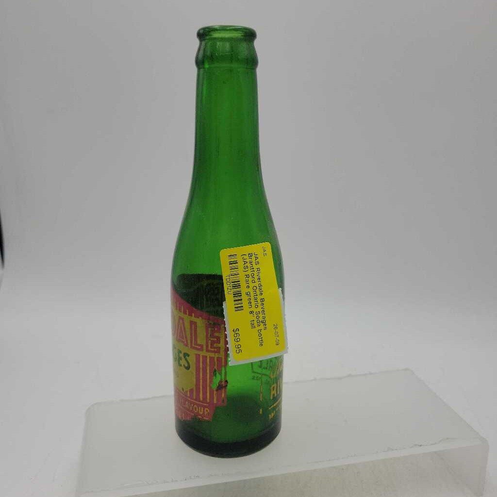 Riverdale Beverages Brantford Ontario Soda bottle (JAS) Rare