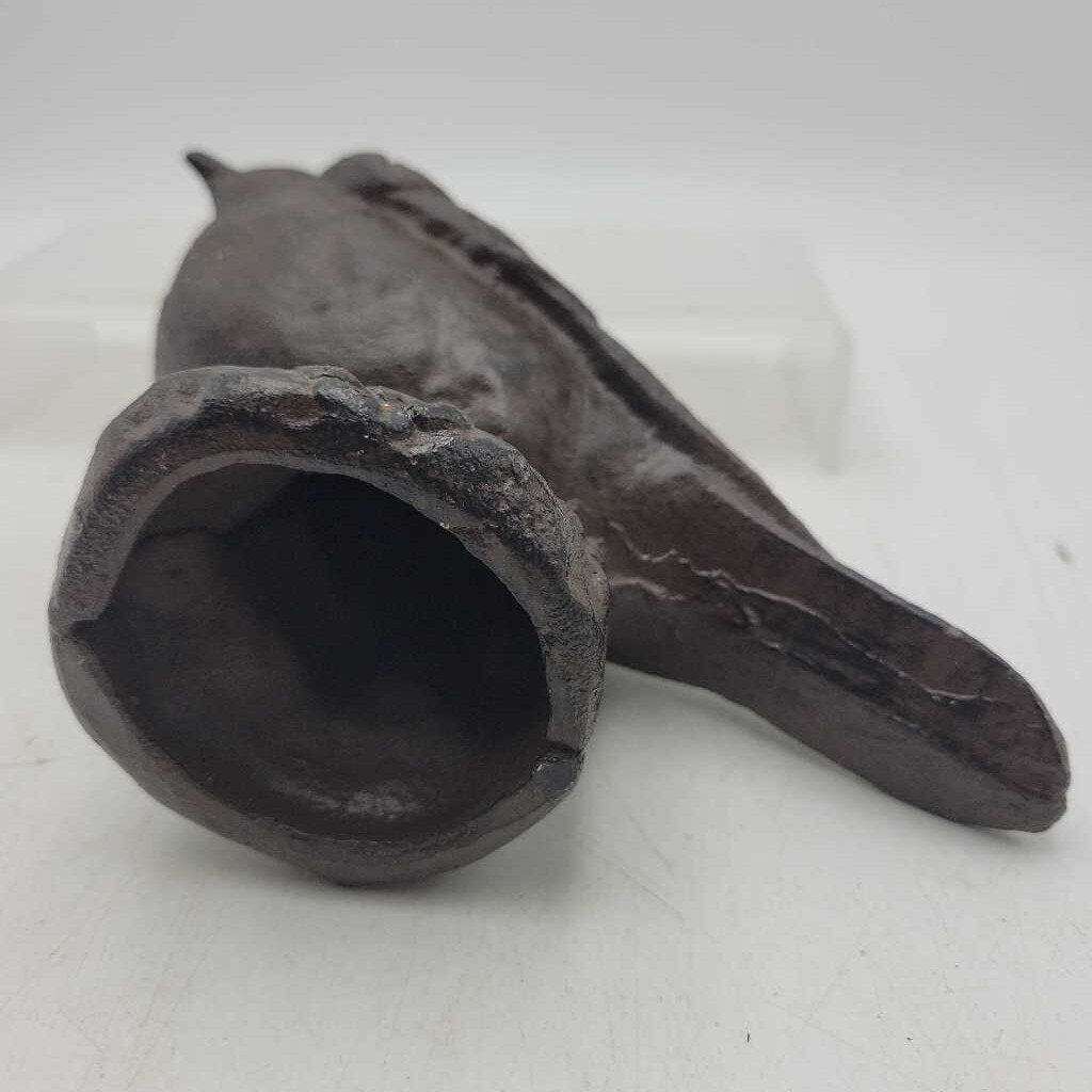 Cast Iron Bird (YVO) (607)