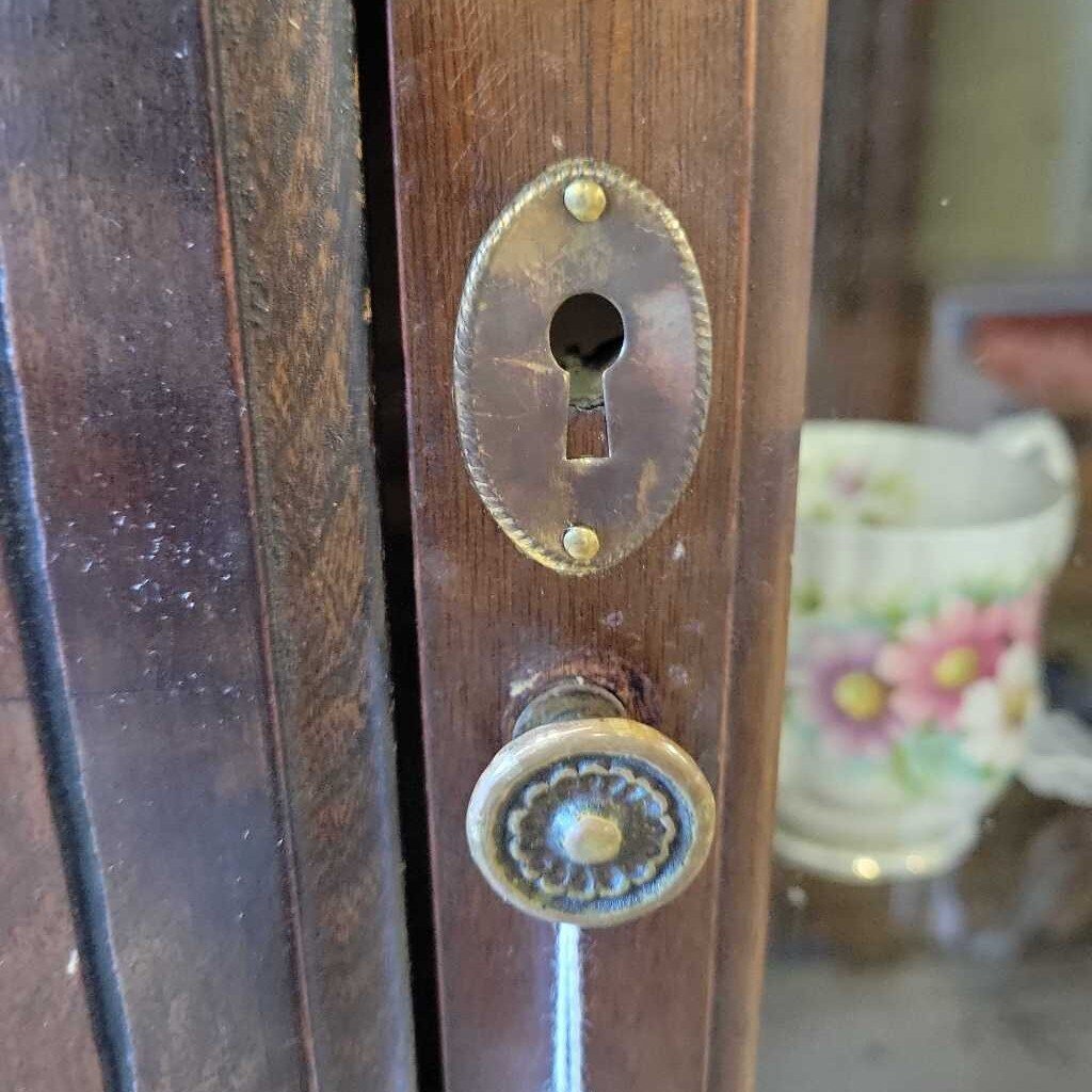 1920's China Cabinet (NS) 320