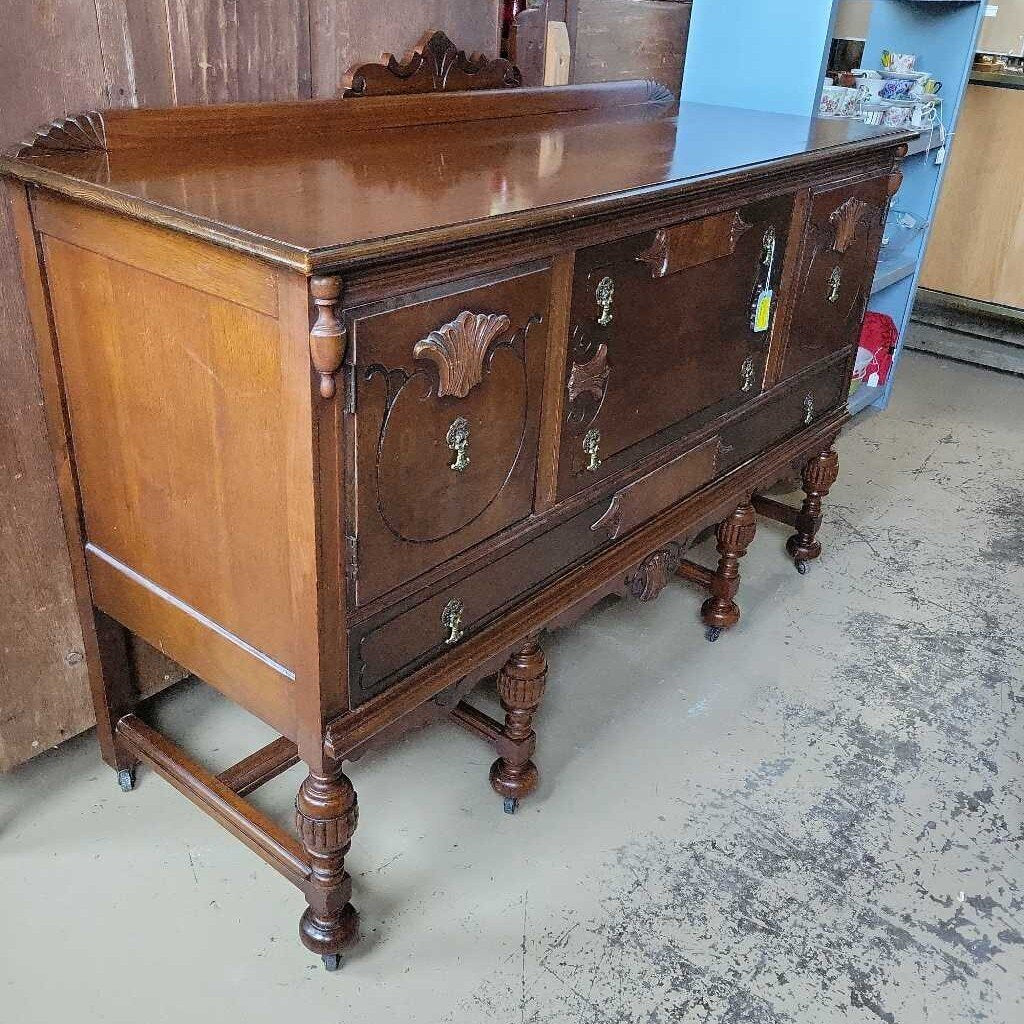 1920's Walnut Sideboard (NS) 322