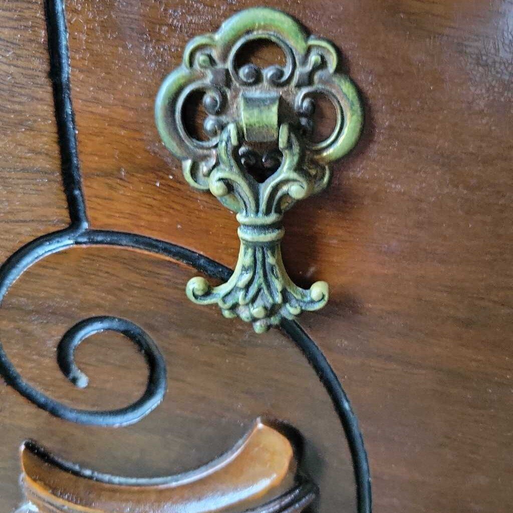 1920's Walnut Sideboard (NS) 322