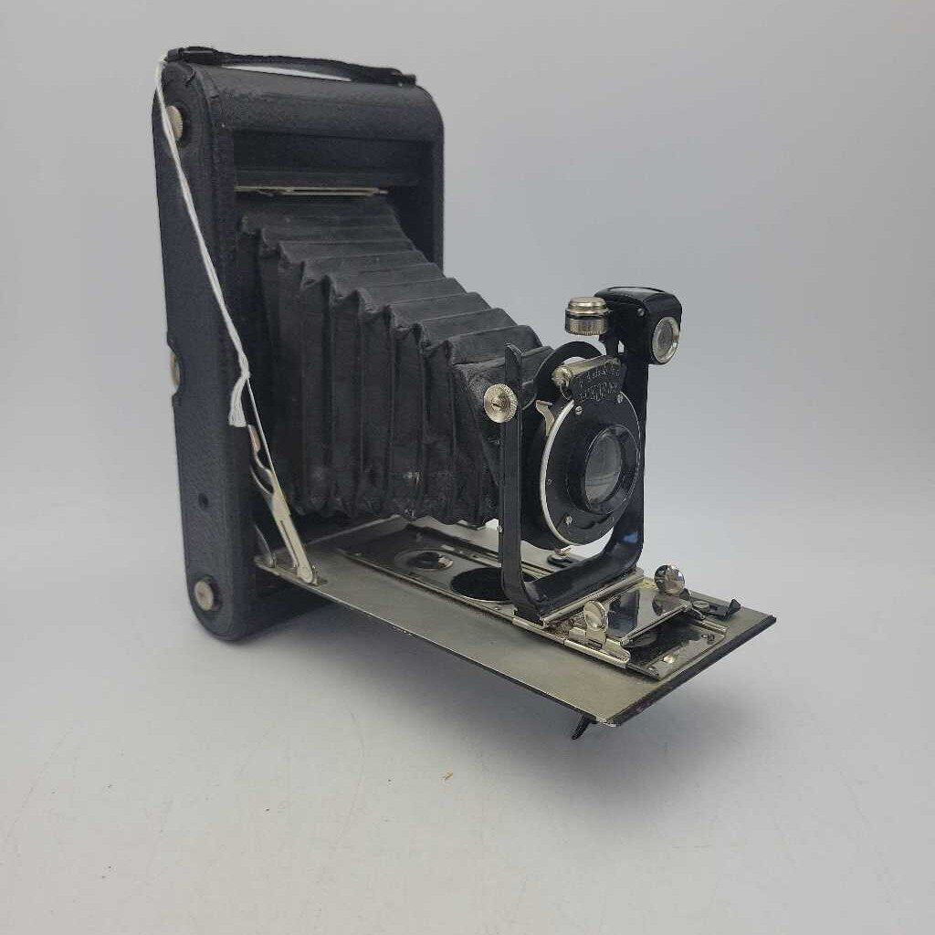 W. Butcher and Sons Carbine Camera (BUI)